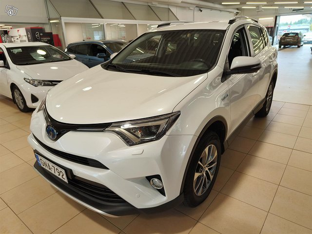 TOYOTA RAV4, kuva 1