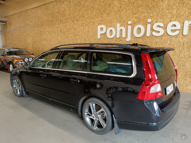 Volvo V70 2