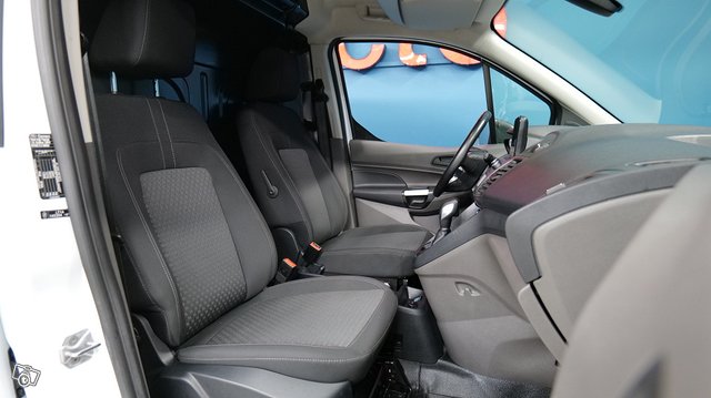 Ford TRANSIT CONNECT 6