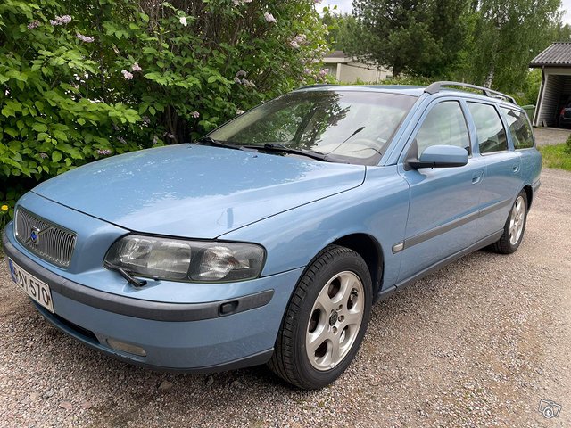 Volvo V70, kuva 1