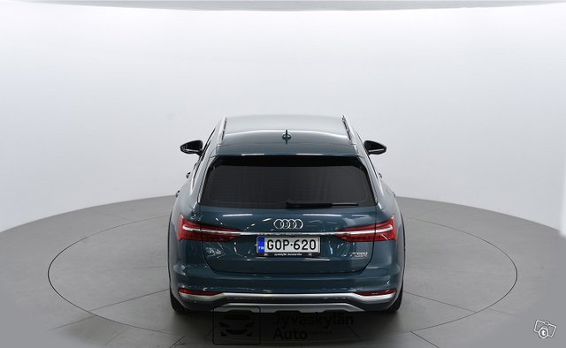 AUDI A6 Allroad Quattro 4