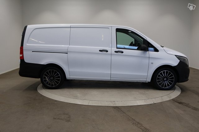 Mercedes-Benz Vito 4