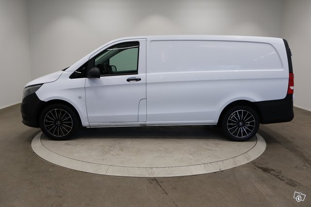 Mercedes-Benz Vito 8