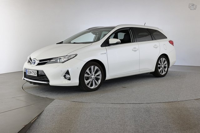 Toyota Auris, kuva 1