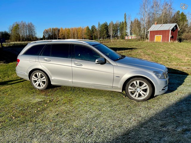 Mercedes-Benz C 180, kuva 1