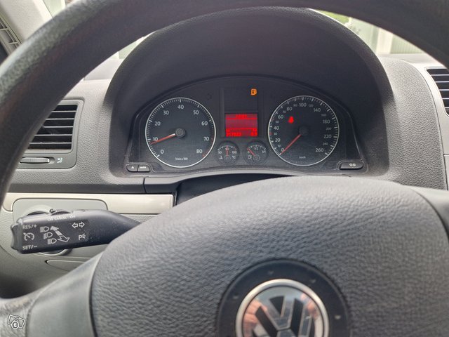 Volkswagen Golf 10