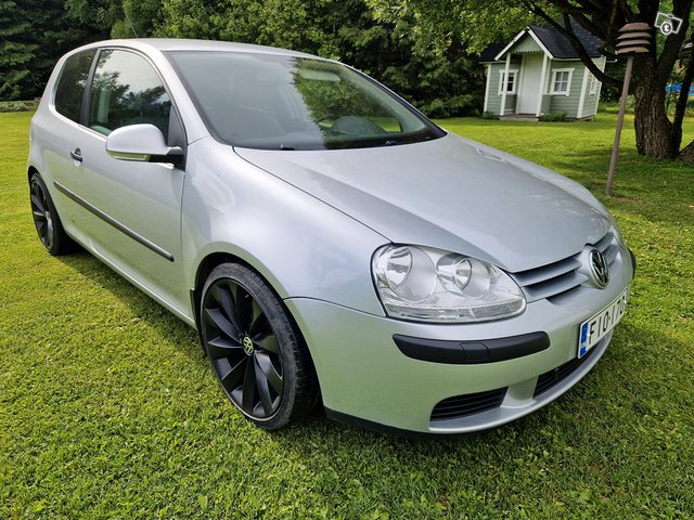 Volkswagen Golf 2