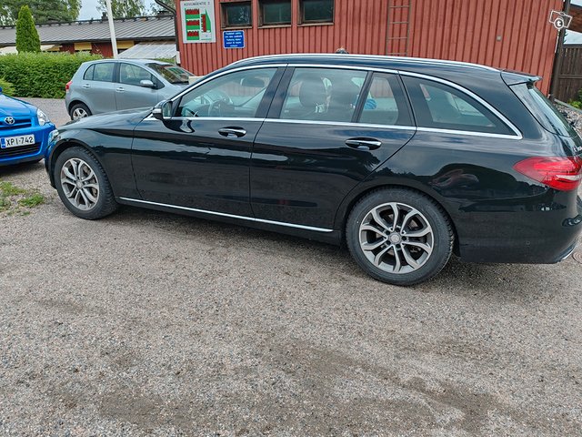 Mercedes-Benz C 350 7