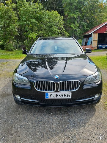 BMW 5-sarja 1