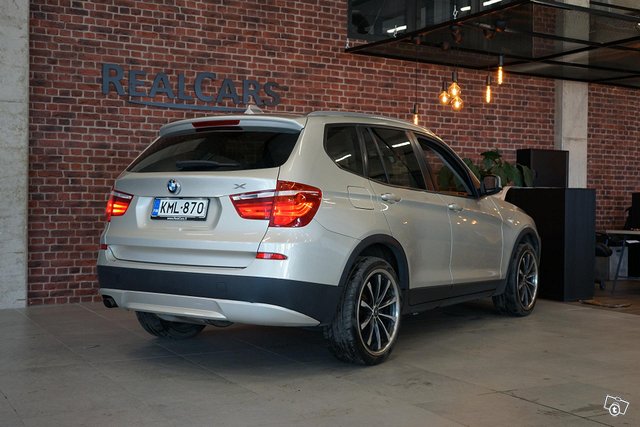 BMW X3 7