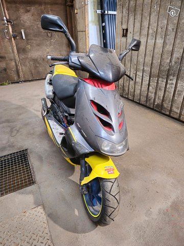 Aprilia SR50 DiTech, kuva 1