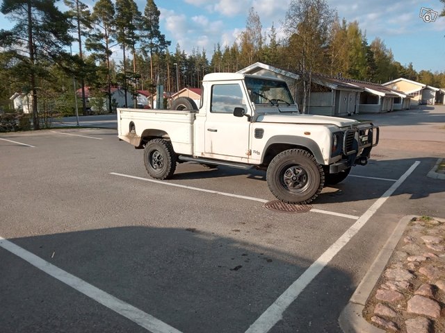 Land Rover Defender, kuva 1