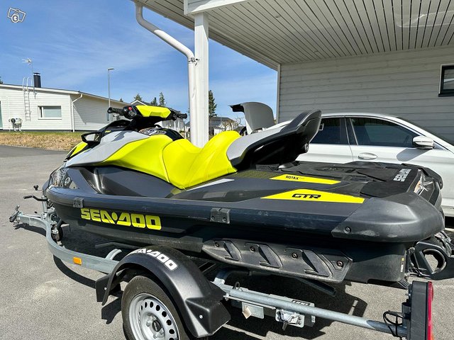 Sea-doo GTR 230 2