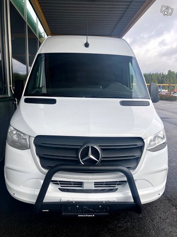 Mercedes-Benz Sprinter 2