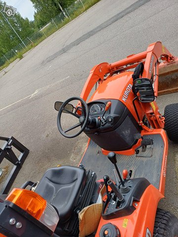 Kubota BX231 2