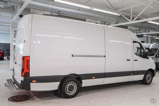 Mercedes-Benz Sprinter 3