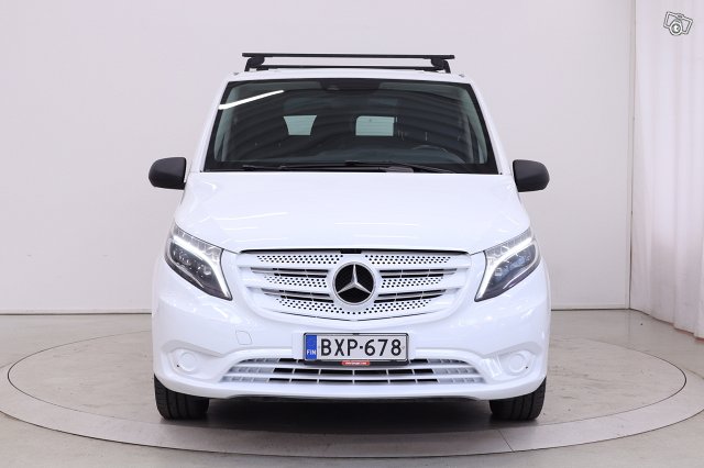 Mercedes-Benz Vito 2