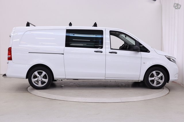 Mercedes-Benz Vito 4