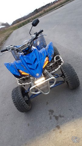 Yamaha Raptor 350 Tieliikenne Mönkijä, kuva 1