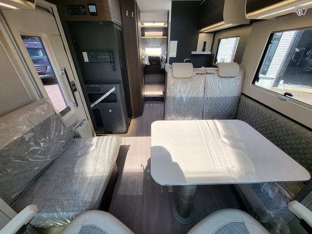 Adria matrix supreme 670 sl 15