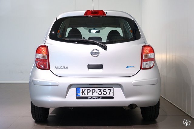 Nissan Micra 9