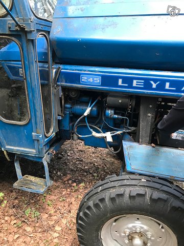 Leyland 245 8