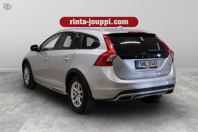 Volvo V60 Cross Country 7