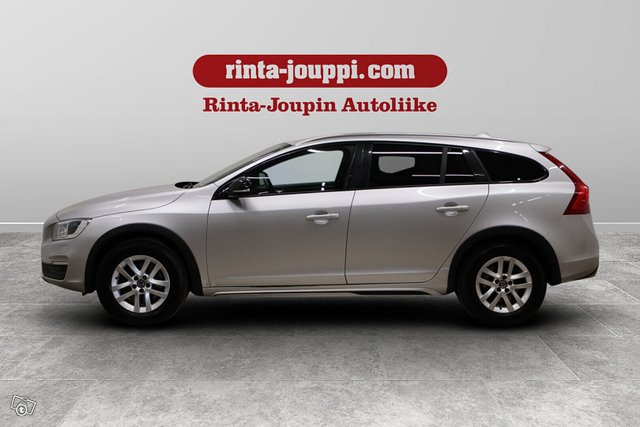 Volvo V60 Cross Country 8