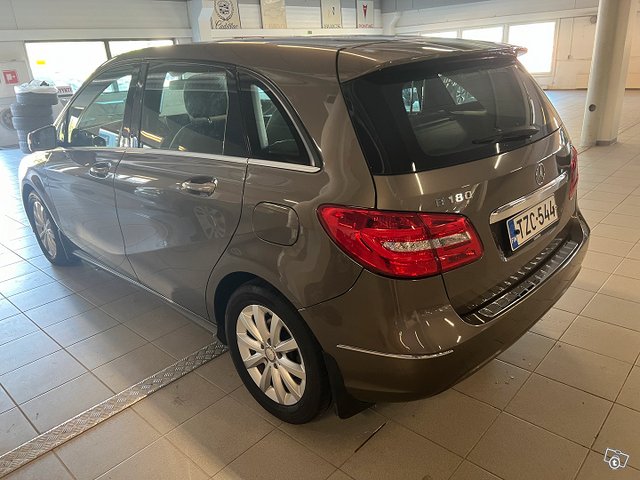 Mercedes-Benz B 4