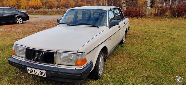 Volvo 240, kuva 1