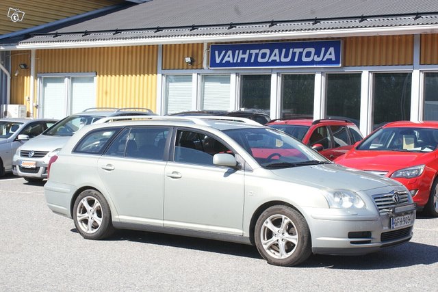 Toyota Avensis, kuva 1