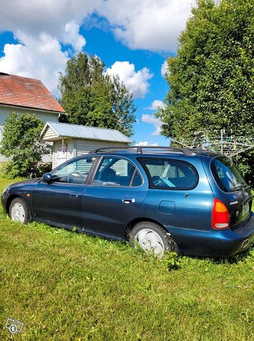 Hyundai Elantra, kuva 1