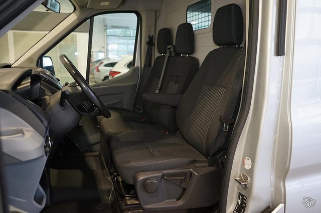 Ford Transit 13