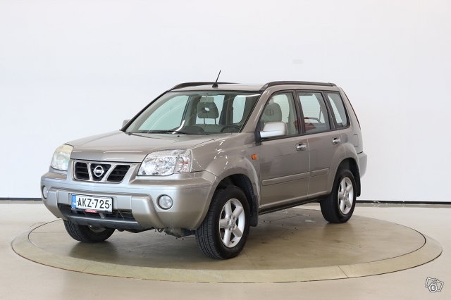 Nissan X-TRAIL