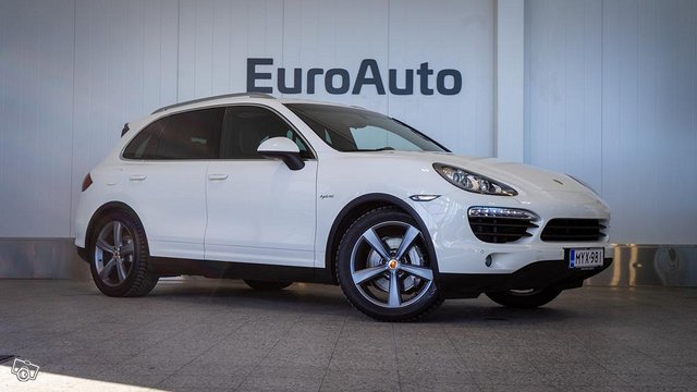 Porsche Cayenne 1