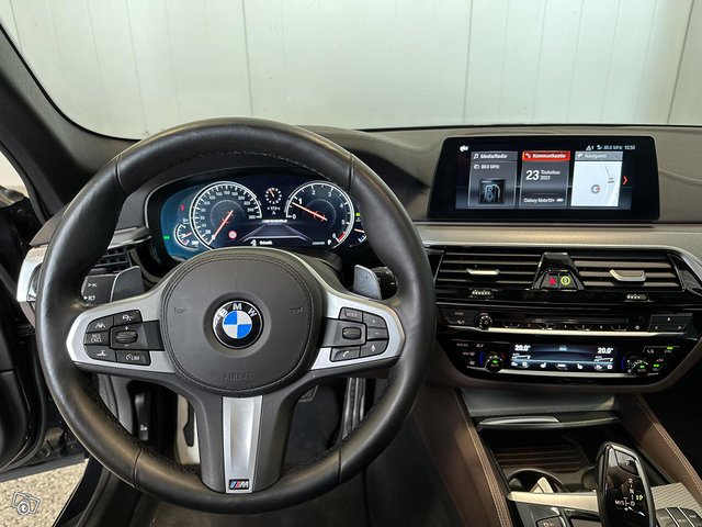 BMW M550d 14