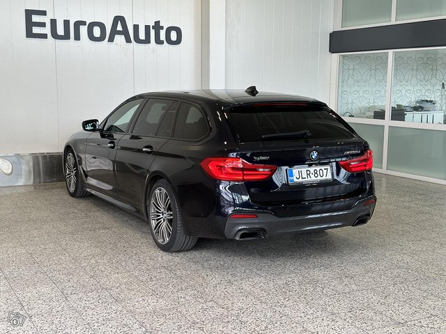 BMW M550d 23