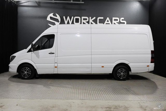 Mercedes-Benz Sprinter 4