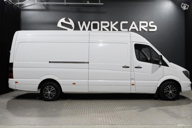 Mercedes-Benz Sprinter 8