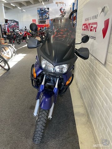 Honda XL 6