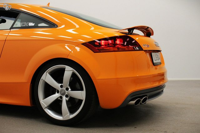 Audi TTS 8