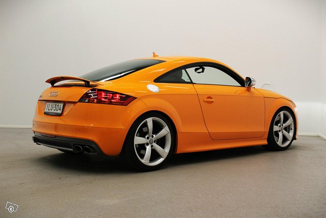 Audi TTS 16