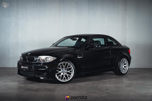 BMW 1M, kuva 1