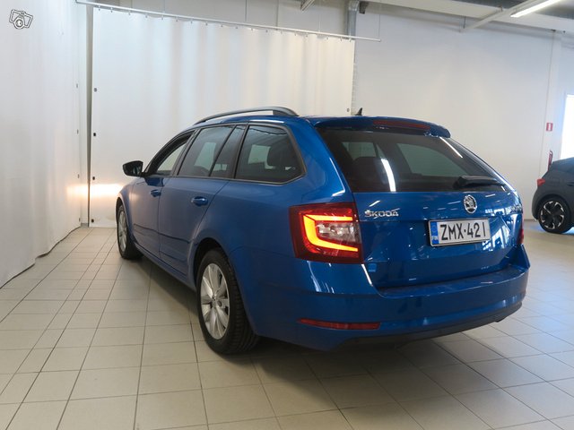 SKODA Octavia 12