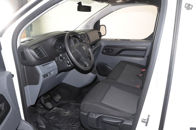 Toyota Proace Verso 15