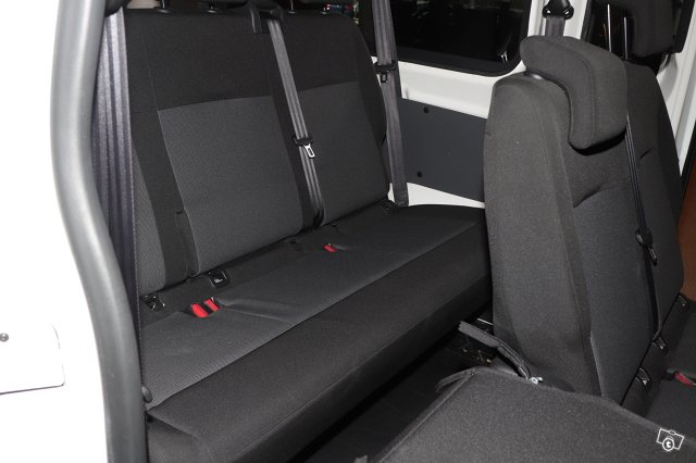 Toyota Proace Verso 19