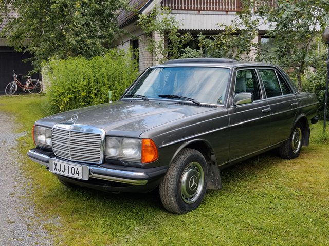 Mercedes-Benz 300, kuva 1