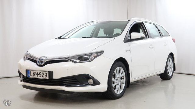 TOYOTA AURIS, kuva 1