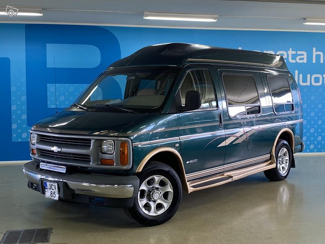 Chevrolet Chevy Van