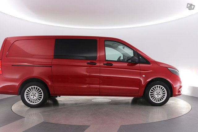 Mercedes-Benz Vito 2